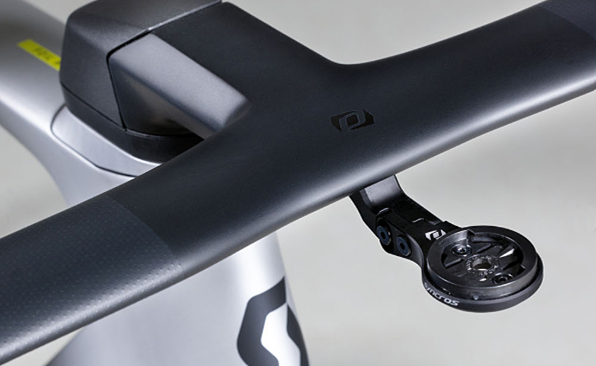 COMPUTER MOUNT